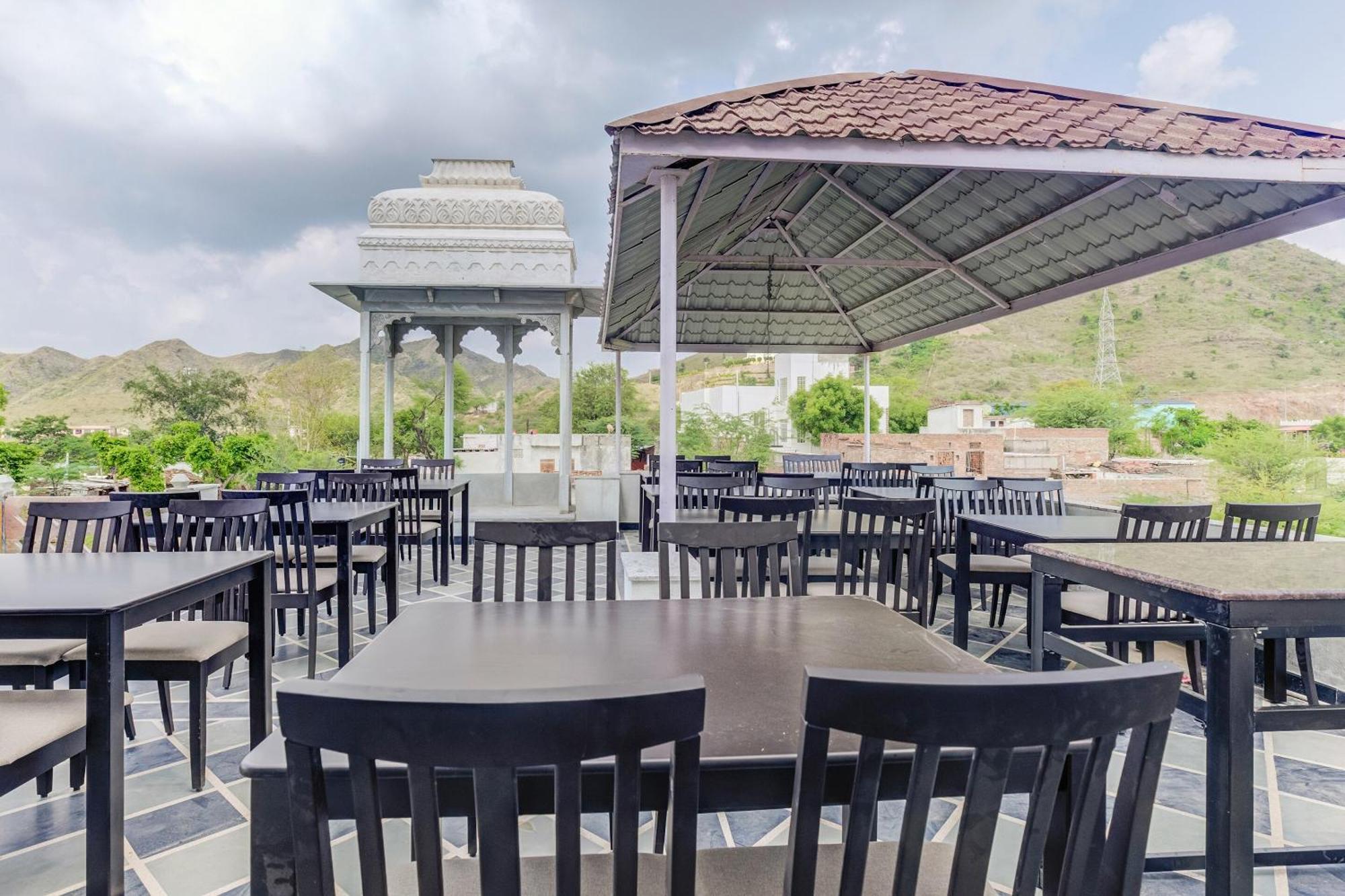 Flagship 77120 Hotel Achrol Haveli Sukher Udaipur Exterior foto