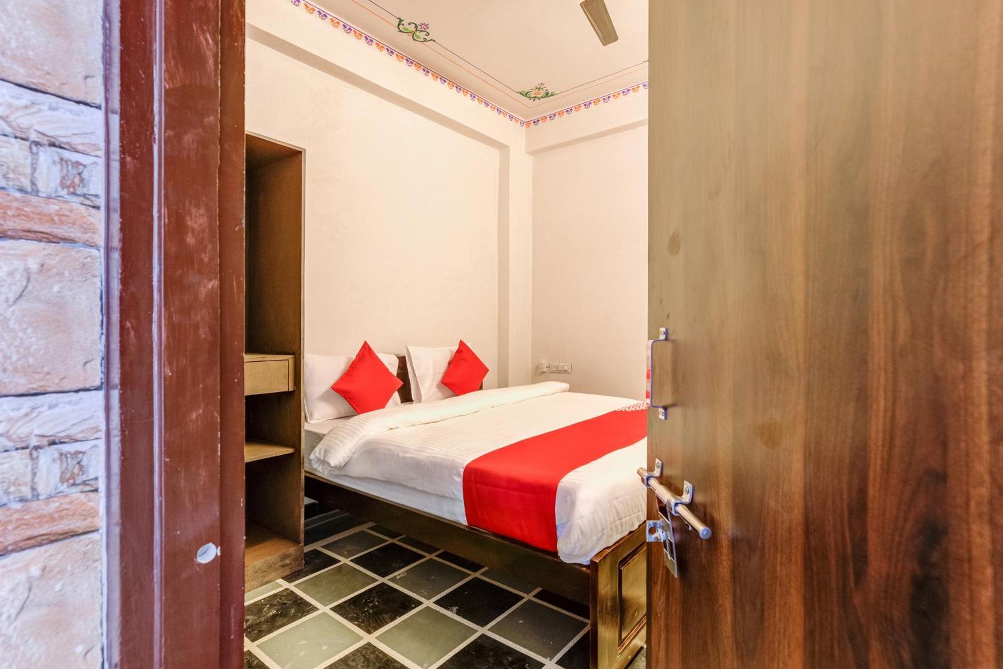 Flagship 77120 Hotel Achrol Haveli Sukher Udaipur Exterior foto